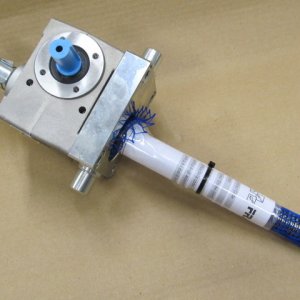 Elementy maszyn w napędach liniowych to specjalny dedykowany dźwignik śrubowy 