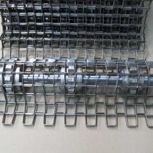 Taśma płaskownikowa jako element maszyn transportujących 